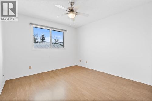 724 Pinecliff Road Ne, Calgary, AB - Indoor Photo Showing Other Room