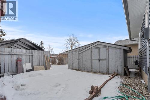 Yard & Storage - 724 Pinecliff Road Ne, Calgary, AB - Outdoor
