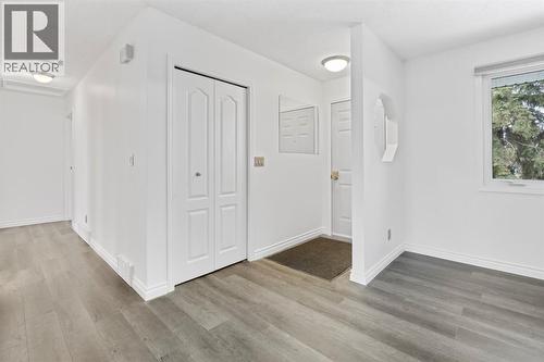 724 Pinecliff Road Ne, Calgary, AB - Indoor Photo Showing Other Room