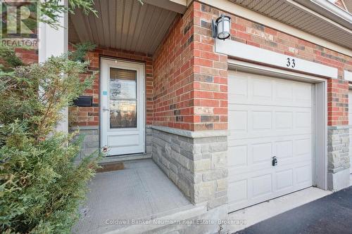33 - 124 Gosling Gardens, Guelph (Clairfields/Hanlon Business Park), ON - Outdoor With Exterior