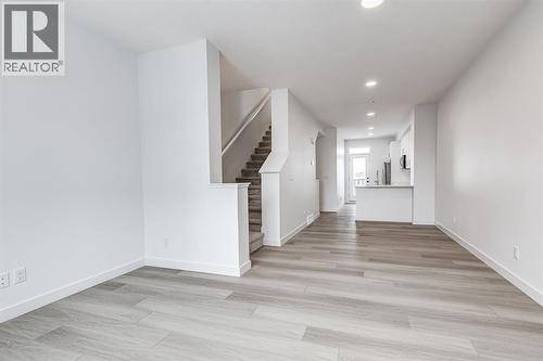 202, 437 Alpine Avenue Sw, Calgary, AB - Indoor Photo Showing Other Room