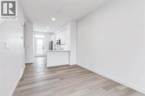 202, 437 Alpine Avenue Sw, Calgary, AB - Indoor