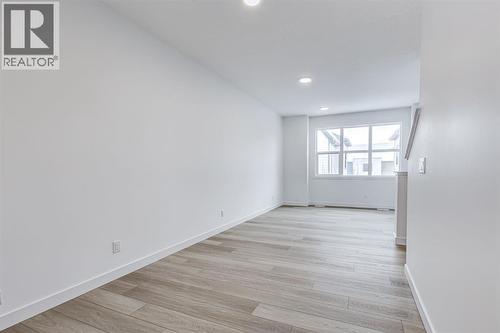 202, 437 Alpine Avenue Sw, Calgary, AB - Indoor Photo Showing Other Room