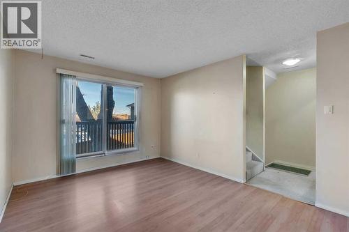 14, 8112 36 Avenue Nw, Calgary, AB - Indoor Photo Showing Other Room