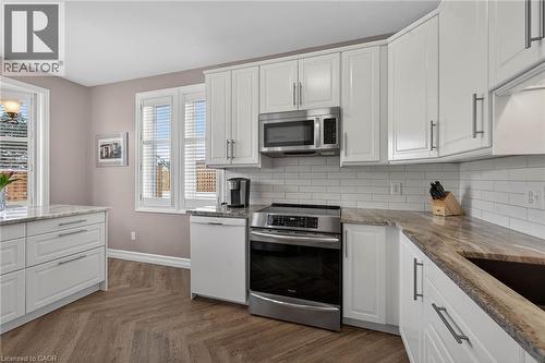 57 Bluelagoon Drive, Mount Hope, ON - Indoor Photo Showing Kitchen With Upgraded Kitchen