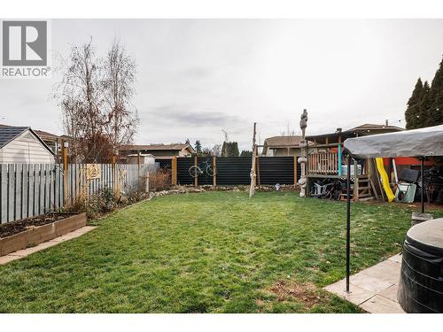 Lovely back yard - 865 Theodora Road, Kelowna, BC - Outdoor