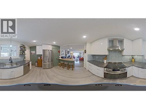 865 Theodora Road, Kelowna, BC - Indoor