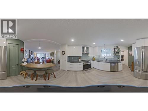 865 Theodora Road, Kelowna, BC - Indoor