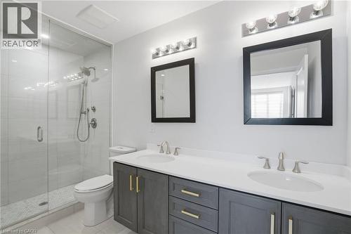 16 Concord Place Unit# 346, Grimsby, ON - Indoor Photo Showing Bathroom