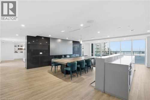 16 Concord Place Unit# 346, Grimsby, ON - Indoor