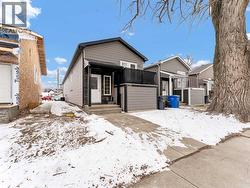 628 Industrial Avenue SE  Medicine Hat, AB T1A 3L3