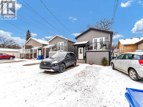 628 Industrial Avenue Se, Medicine Hat, AB - Outdoor