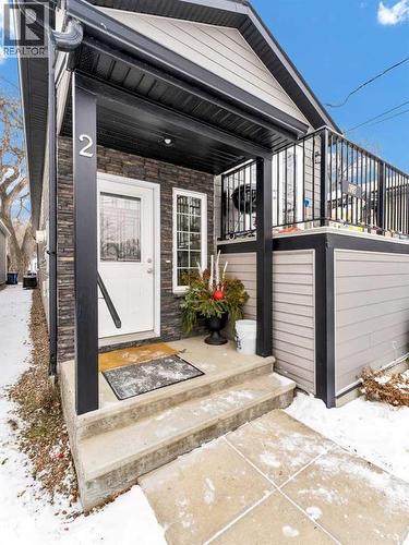 628 Industrial Avenue Se, Medicine Hat, AB - Outdoor With Exterior