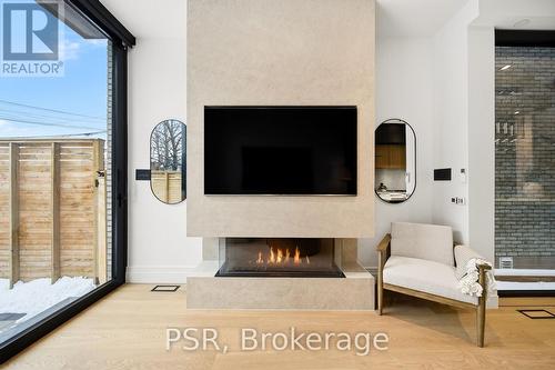 178 Gladstone Avenue, Toronto, ON - Indoor With Fireplace