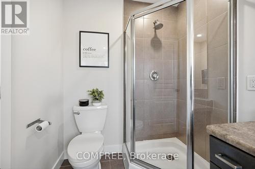 61 Evergreens Drive, Grimsby (Grimsby West), ON - Indoor Photo Showing Bathroom