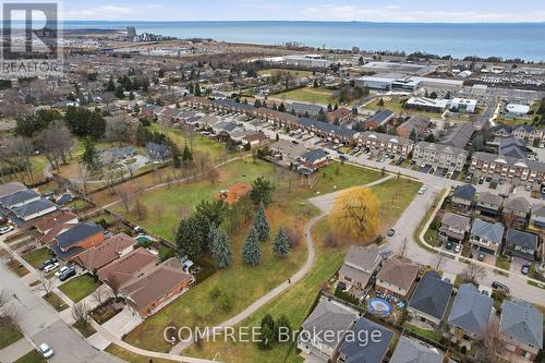 61 Evergreens Drive, Grimsby (Grimsby West), ON - Outdoor With Body Of Water With View