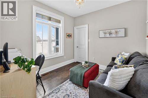 224 Mountain Road, Grimsby, ON - Indoor