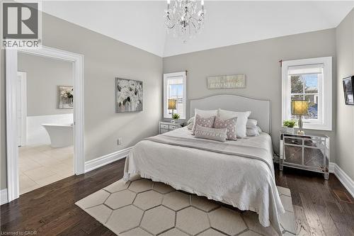 224 Mountain Road, Grimsby, ON - Indoor Photo Showing Bedroom