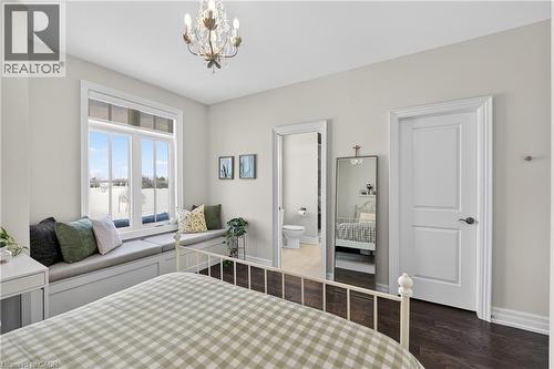 224 Mountain Road, Grimsby, ON - Indoor Photo Showing Bedroom
