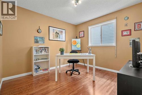 63 Springbank Crescent Sw, Calgary, AB - Indoor Photo Showing Office