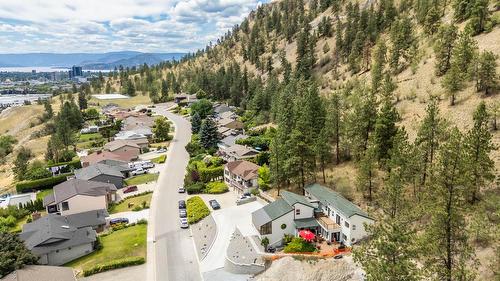2266 Omineca Place, Kelowna, BC - Outdoor With View