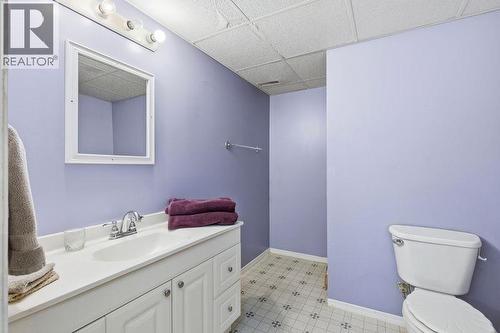 132 Lakeview Avenue, Williams Lake, BC - Indoor Photo Showing Bathroom