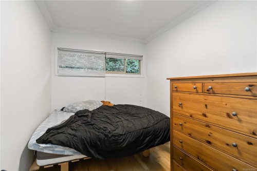 16-477 Lampson St, Esquimalt, BC 