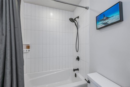 608-947 Whirlaway Cres, Langford, BC - Indoor Photo Showing Bathroom