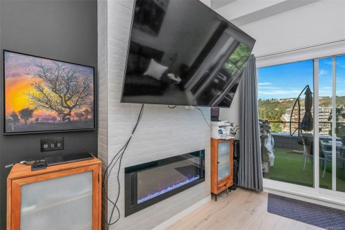 608-947 Whirlaway Cres, Langford, BC - Indoor With Fireplace