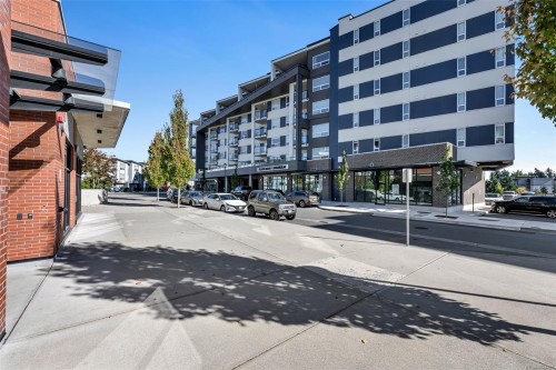 608-947 Whirlaway Cres, Langford, BC - Outdoor