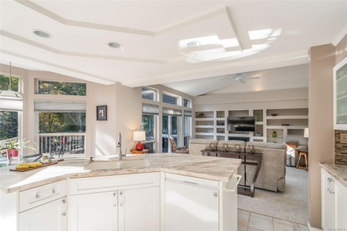 3285 Hobart Pl, Nanoose Bay, BC 