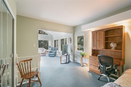 3285 Hobart Pl, Nanoose Bay, BC 