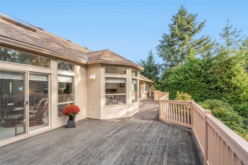 3285 Hobart Pl, Nanoose Bay, BC 
