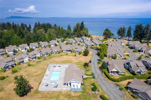 29-5251 Island Hwy, Qualicum Beach, BC 
