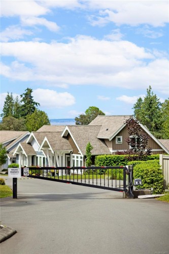 29-5251 Island Hwy, Qualicum Beach, BC 