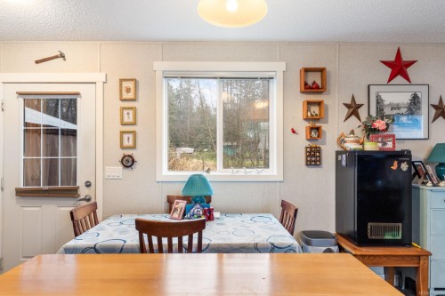 2998 Cumberland Rd, Courtenay, BC 