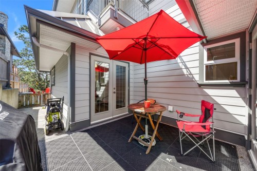 1286 Ocean View Dr, Saanich, BC 