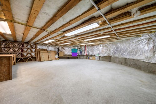 1286 Ocean View Dr, Saanich, BC 