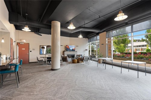 S204-737 Humboldt St, Victoria, BC - Indoor