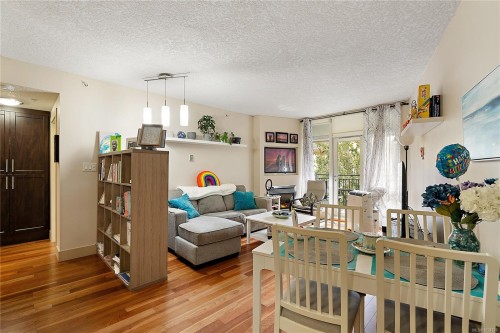 S204-737 Humboldt St, Victoria, BC - Indoor