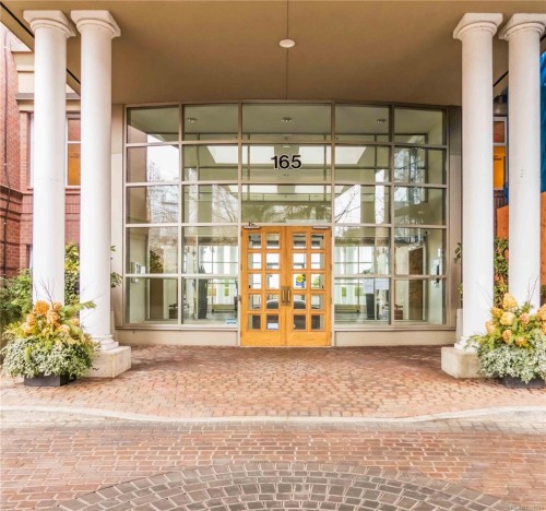 203-165 Kimta Rd, Victoria, BC - 