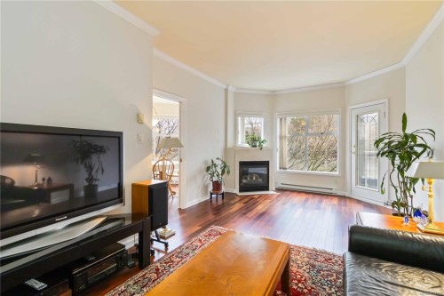 203-165 Kimta Rd, Victoria, BC - Indoor Photo Showing Living Room With Fireplace