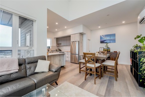 413-3564B Ryder Hesjedal Way, Colwood, BC - Indoor