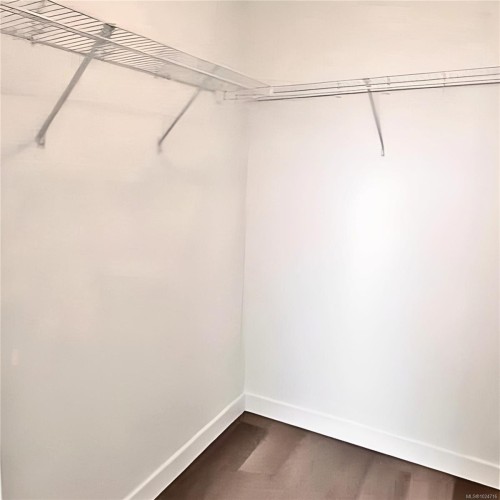 413-3564B Ryder Hesjedal Way, Colwood, BC - Indoor With Storage