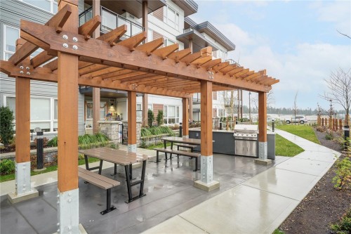 413-3564B Ryder Hesjedal Way, Colwood, BC - Outdoor