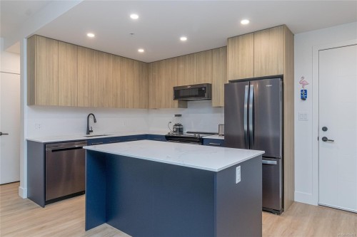 127-920 Reunion Ave, Langford, BC - Indoor Photo Showing Kitchen