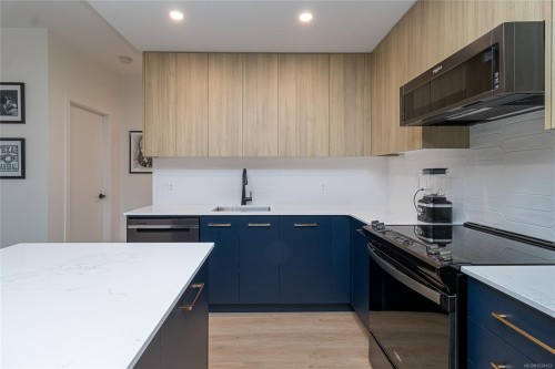 127-920 Reunion Ave, Langford, BC - Indoor Photo Showing Kitchen With Upgraded Kitchen