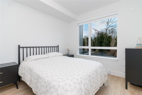 127-920 Reunion Ave, Langford, BC - Indoor Photo Showing Bedroom