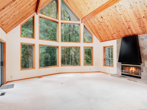 1829 Lands End Rd, North Saanich, BC 