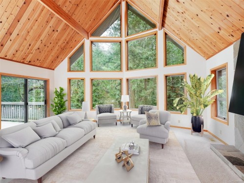 1829 Lands End Rd, North Saanich, BC 